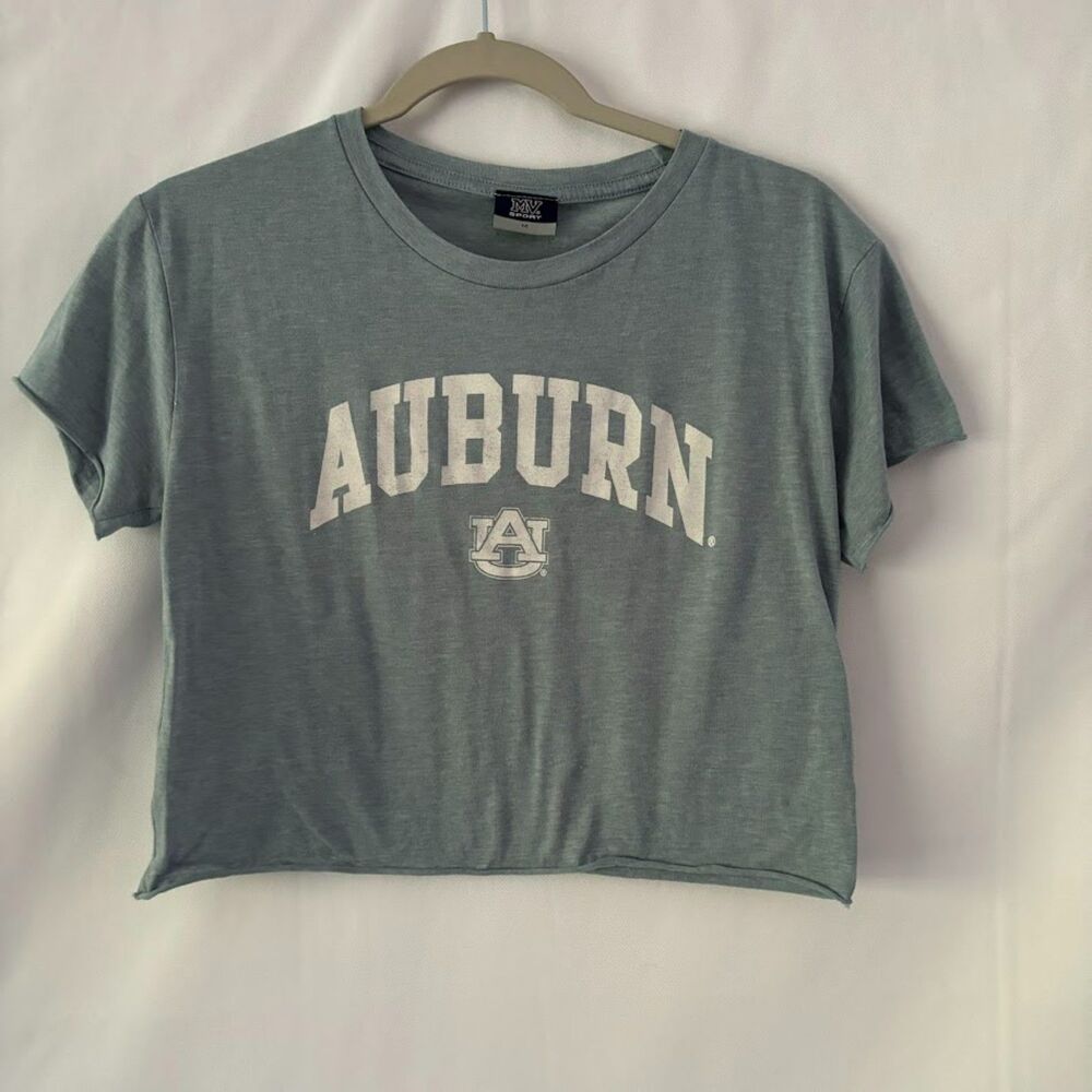 Women's Auburn Cropped T shirt Size M preowned